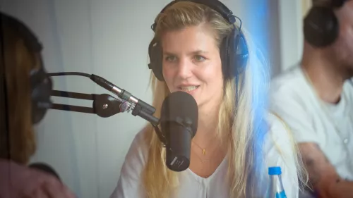 Johanna Degen bei der Aufnahme des re:publicast