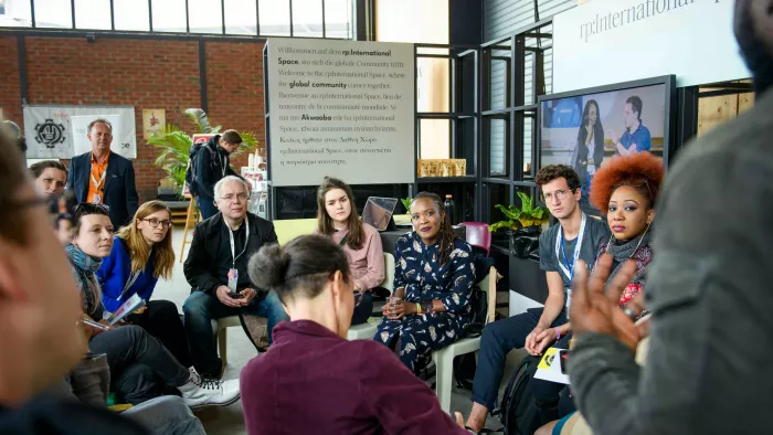 Participants of the session "Ask Me Anything About Technopolit(r)ic(k)s" with speaker Nanjira Sambuli at re:publica 2019