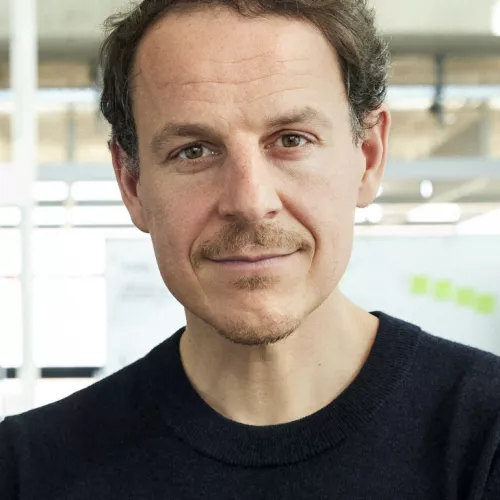Oliver May-Beckmann