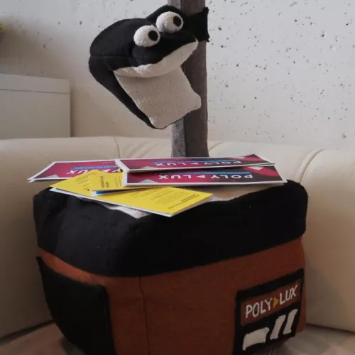 Poly - Maskottchen des Netzwerk Polylux